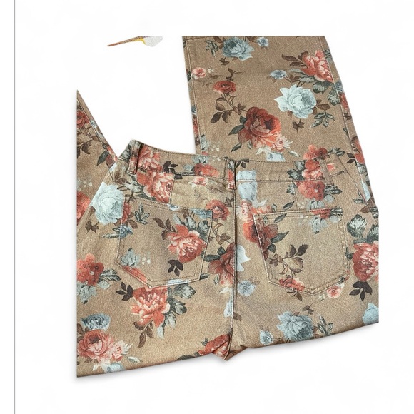 FLAMINGALS FLORAL WIDE LEG JEAN - Picture 8 of 15